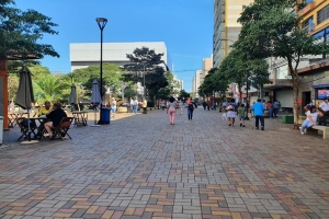 Veja o que abre e fecha no feriado de Corpus Christi em Londrina