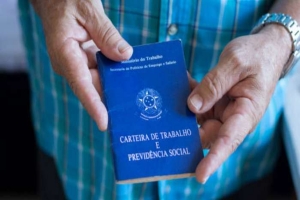 Semana do feriado de Tiradentes tem 9.458 vagas de trabalho disponíveis nas Agências do Trabalhador no Paraná