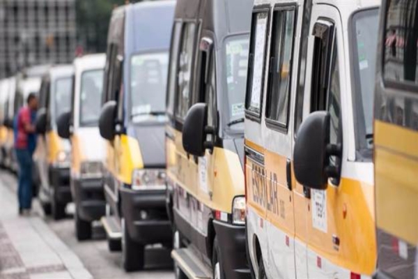 Vistorias do transporte escolar em Londrina vão até o final do mês