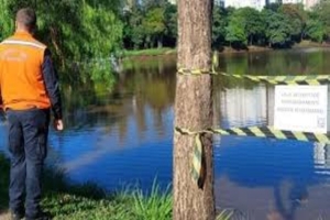 Novo vazamento no Lago Igapó acende alerta de afogamentos em Londrina