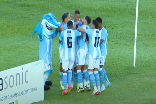 Londrina vence o Paraná por 3 a 0 e assume vice-liderança do estadual