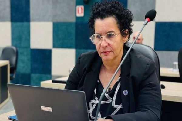 Anne Moraes nega irregularidades em uso de verba